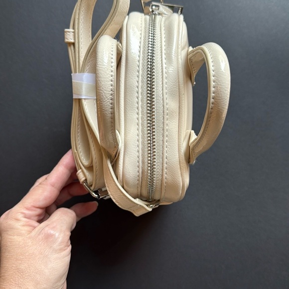 Zara Cream Mini Bag with Structured Design - Picture 4 of 6